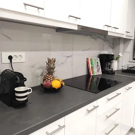 Apartment Ekati *